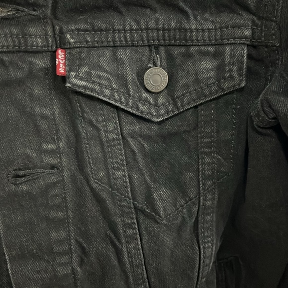 Levis Jeans jacket - size S - Picture 4 of 8